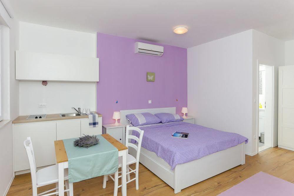 Apartamento App Karmen With Free Parkig Poreč Exterior foto